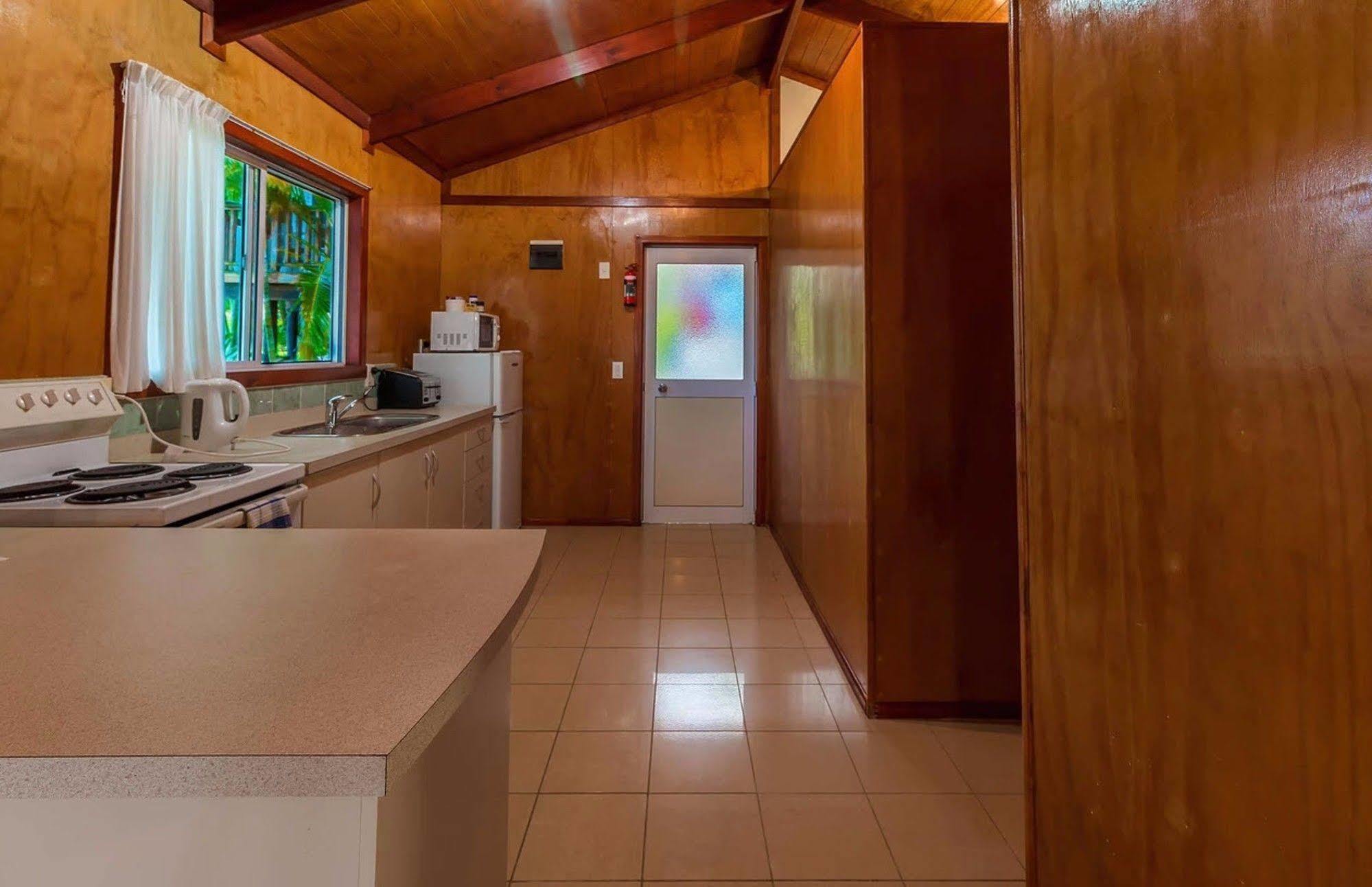 Muri Lagoon View Bungalows - Hillside Bungalow Rarotonga Dış mekan fotoğraf